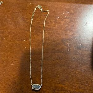 Kendra Scott necklace